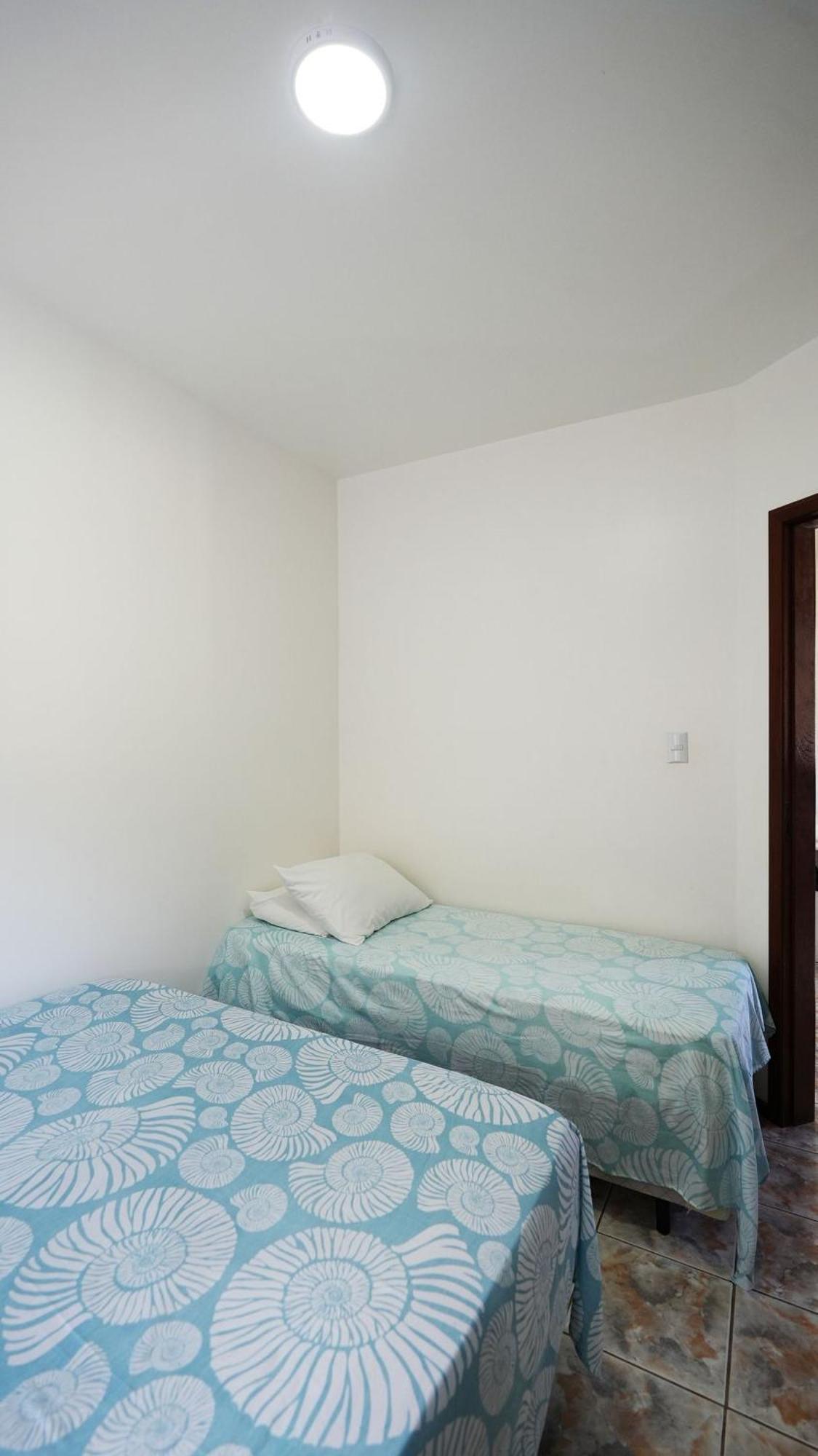 Residencial Adolfo - Mestre Naro Бомбиняс Екстериор снимка
